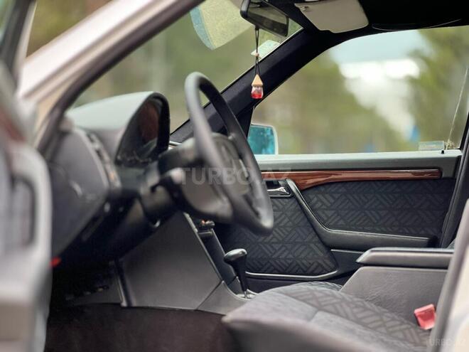 Mercedes C 250 d 1995, 367,000 km - 2.5 l - Sumqayıt