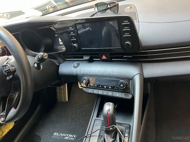 Hyundai  2022, 120,000 km - 1.6 l - Bakı