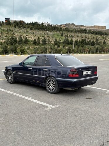 Mercedes C 240 1999, 401,234 km - 2.4 l - Bakı