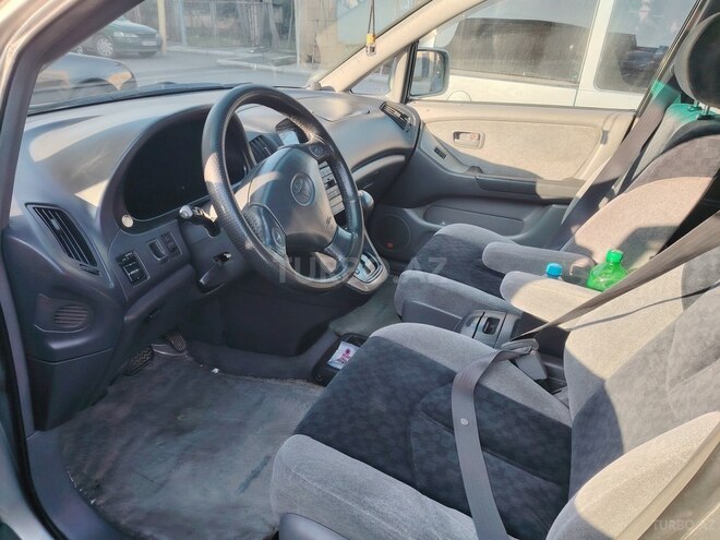Toyota Harrier 1999, 227,800 km - 2.2 l - Bakı