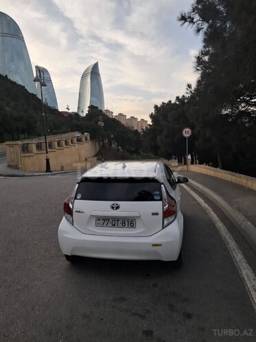 Toyota Aqua 2017, 147,000 km - 1.5 l - Bakı