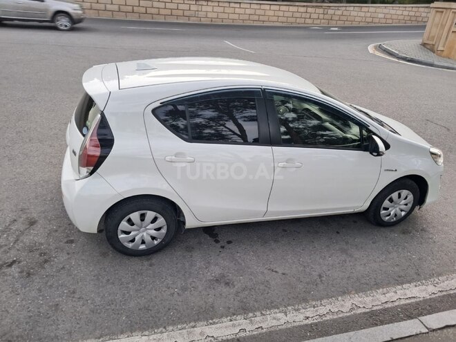 Toyota Aqua 2017, 147,000 km - 1.5 l - Bakı