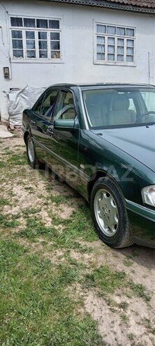 Mercedes C 220 1995, 375,000 km - 2.2 l - Masallı