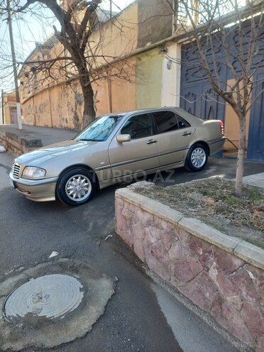 Mercedes C 200 2000, 430,000 km - 2.0 l - Gəncə