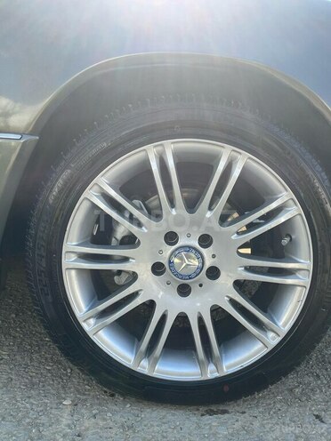 Mercedes E 200 1995, 62,361 km - 2.0 l - Bakı