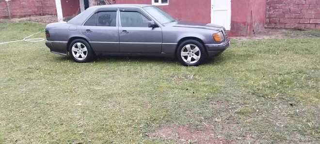 Mercedes C 220 d 1990, 350,000 km - 2.2 l - Beyləqan