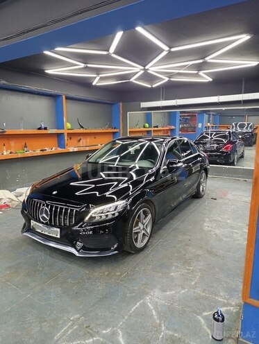 Mercedes C 300-4