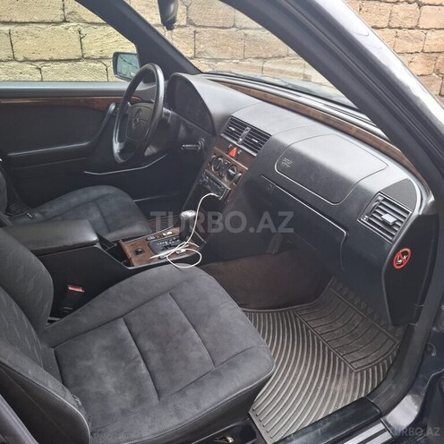 Mercedes C 230 1997, 664,000 km - 2.3 л - Bakı