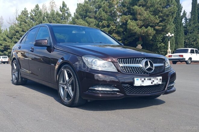 Mercedes C 250 2011, 166,000 km - 1.8 л - Şamaxı
