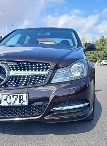 Mercedes C 250 2011, 166,000 km - 1.8 л - Şamaxı