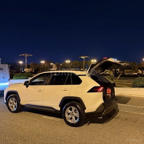 Toyota RAV4 2021, 75,000 km - 2.0 л - Bakı