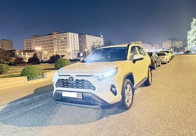 Toyota RAV4 2021, 75,000 km - 2.0 л - Bakı