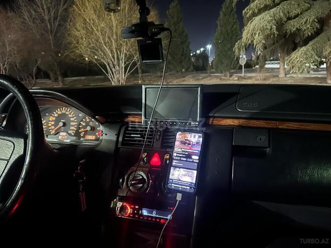 Mercedes E 230 1995, 533,000 km - 2.3 l - Bərdə