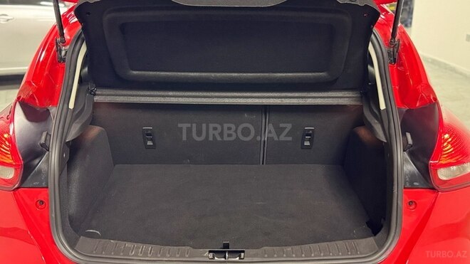 Ford Focus 2015, 196,000 km - 1.6 l - Bakı
