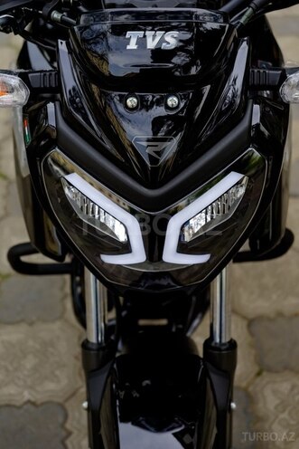 TVS Raider-6