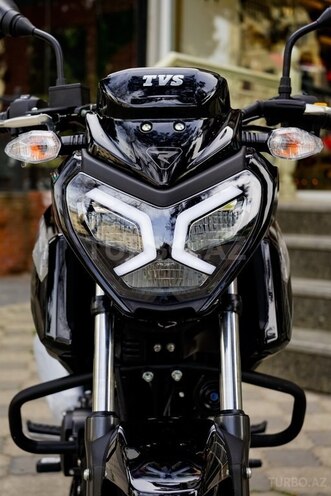 TVS Raider-7