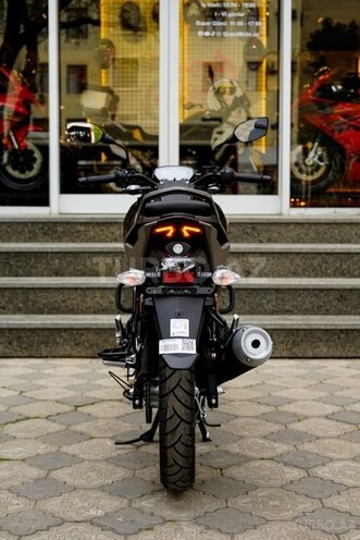 TVS Raider-8
