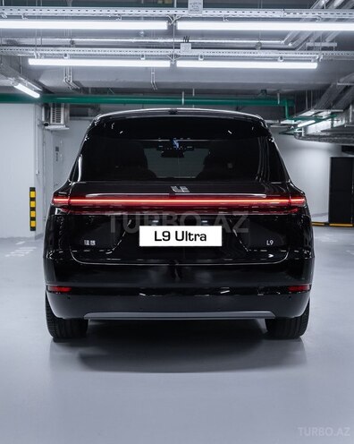 Li Auto L9-4
