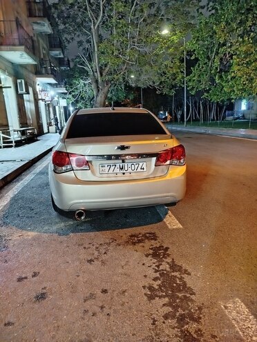 Chevrolet Cruze 2011, 300,000 km - 1.4 l - Bakı