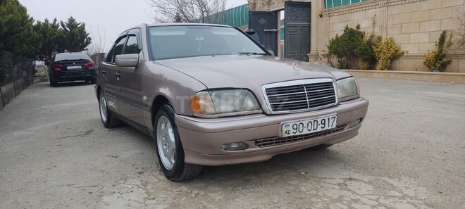 Mercedes C 200 1993, 456,789 km - 2.0 l - Bakı