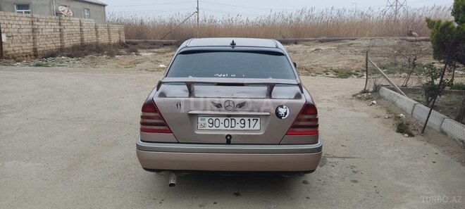 Mercedes C 200 1993, 456,789 km - 2.0 l - Bakı