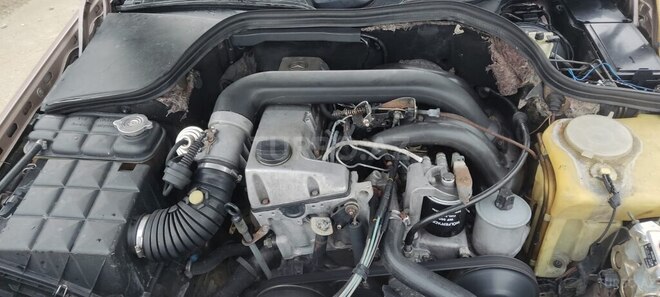 Mercedes C 200 1993, 456,789 km - 2.0 l - Bakı
