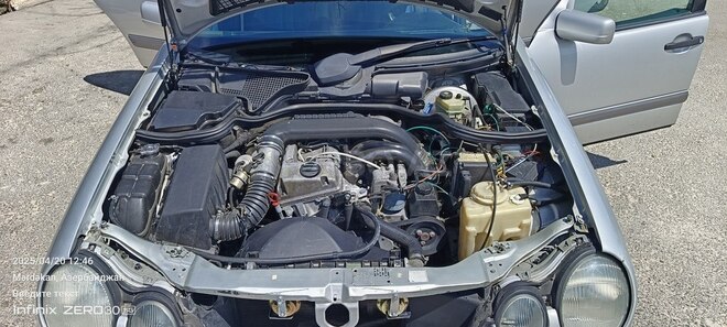Mercedes E 220 d 1996, 320,000 km - 2.2 l - Bakı