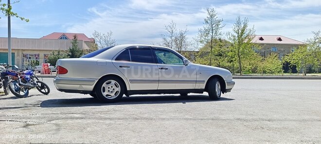Mercedes E 220 d 1996, 320,000 km - 2.2 l - Bakı