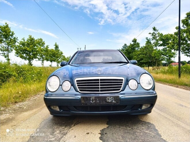 Mercedes E 280 2000, 245,000 km - 2.8 l - Bakı