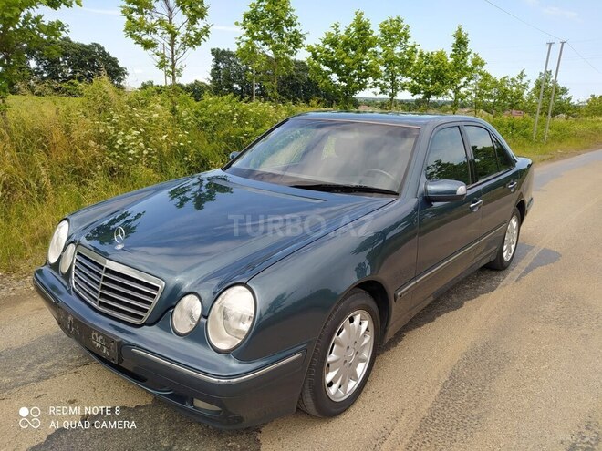 Mercedes E 280 2000, 245,000 km - 2.8 l - Bakı