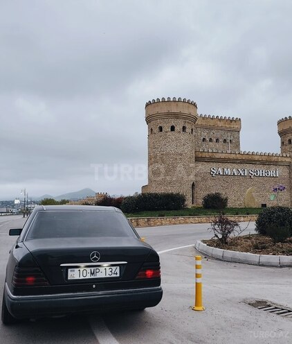 Mercedes E 220 1993, 400,000 km - 2.2 l - Bakı