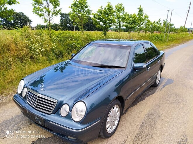 Mercedes E 280 2000, 245,000 km - 2.8 l - Bakı