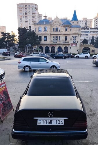 Mercedes E 220 1993, 400,000 km - 2.2 l - Bakı