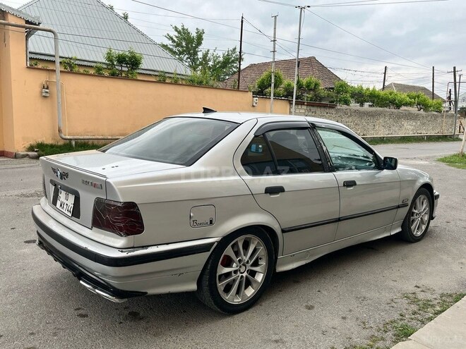BMW 320 1992, 313,472 km - 2.0 л - Ağdaş