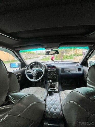 BMW 320 1992, 313,472 km - 2.0 л - Ağdaş