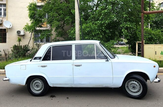 LADA (VAZ) 21011 1981, 45,000 km - 1.7 l - Gəncə