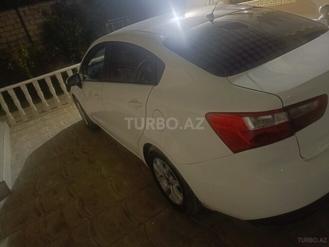 Kia Rio 2013, 382,558 km - 1.4 l - Gəncə