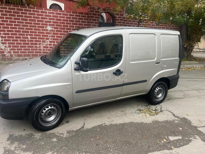 Fiat Doblo 2003, 235,000 km - 1.9 l - Bakı