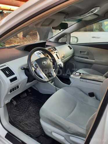 Toyota Prius V 2012, 165,000 km - 1.8 л - Bakı