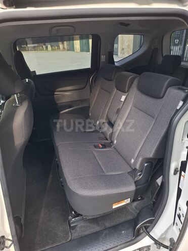 Toyota Sienta 2019, 147,000 km - 1.5 l - Bakı