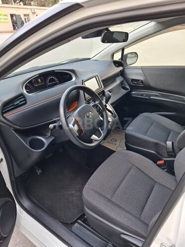 Toyota Sienta 2019, 147,000 km - 1.5 l - Bakı