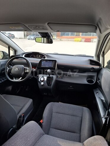 Toyota Sienta 2019, 147,000 km - 1.5 l - Bakı
