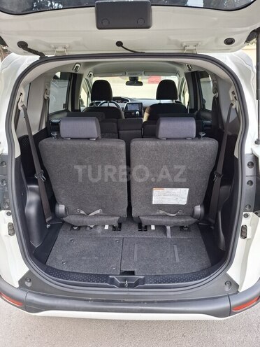 Toyota Sienta 2019, 147,000 km - 1.5 l - Bakı