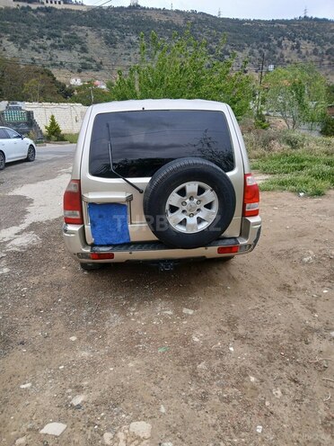 Mitsubishi Pajero 2004, 300,000 km - 2.8 l - Bakı