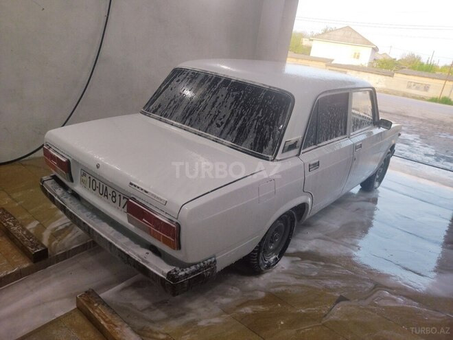 LADA (VAZ) 2107 2006, 52,000 km - 1.6 l - Salyan