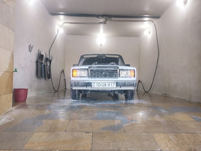 LADA (VAZ) 2107 2006, 52,000 km - 1.6 l - Salyan