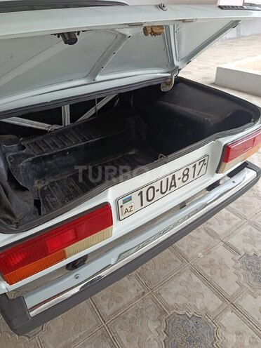 LADA (VAZ) 2107 2006, 52,000 km - 1.6 l - Salyan