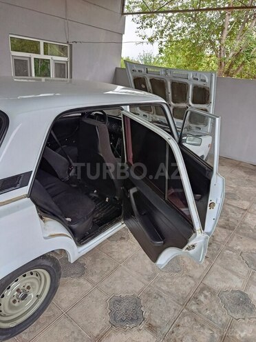 LADA (VAZ) 2107 2006, 52,000 km - 1.6 l - Salyan