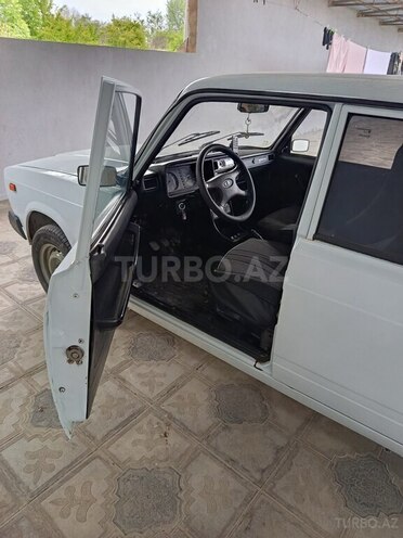 LADA (VAZ) 2107 2006, 52,000 km - 1.6 l - Salyan