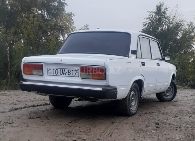 LADA (VAZ) 2107 2006, 52,000 km - 1.6 l - Salyan